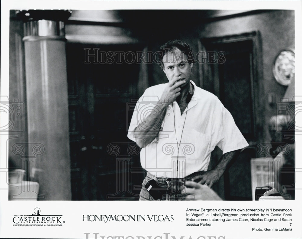 1992 Press Photo "Honeymoon In Vegas" Andrew Bergman directs - Historic Images