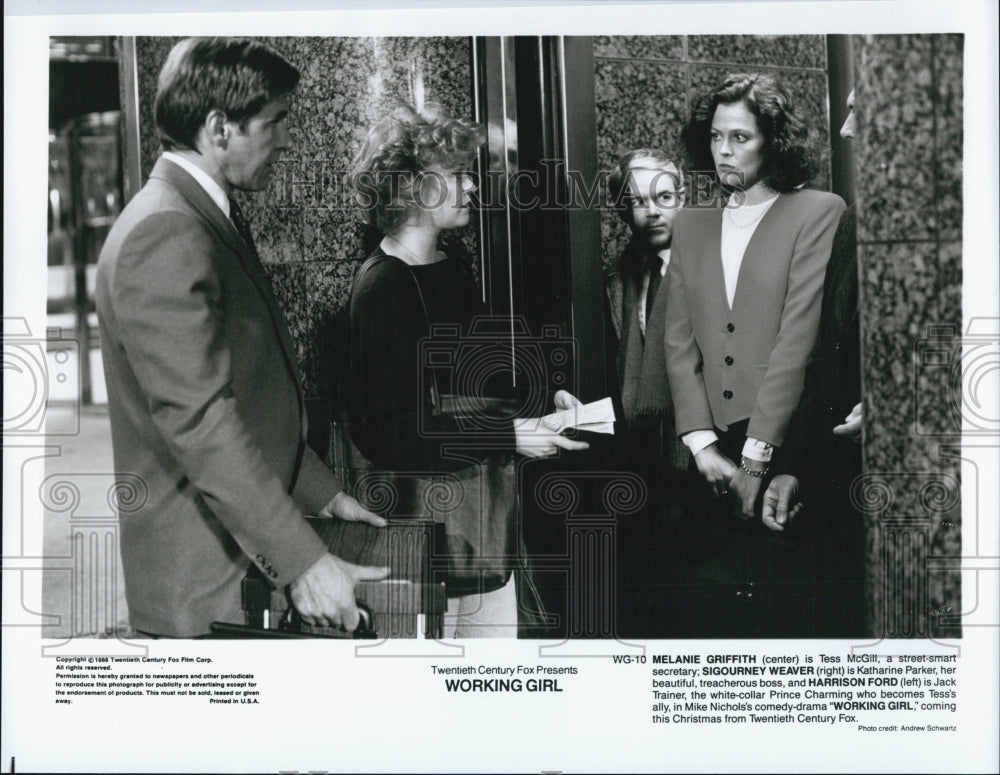 1988 Press Photo &quot;Working Girl&quot; Melanie Griffith, Sigourney Weaver, HarrisonFord - Historic Images