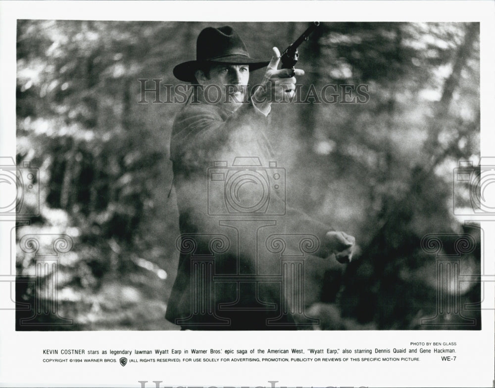 1994 Press Photo Actor Kevin Costner in "Wyatt Earp" Film - Historic Images