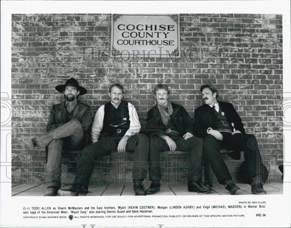 1994 Press Photo Todd Allen, Kevin Costner, Linden Ashby in "Wyatt Earp" Film - Historic Images