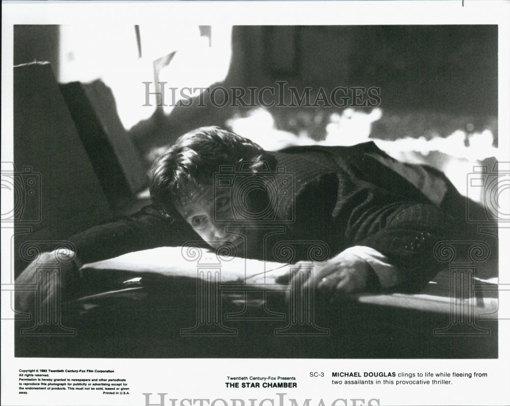 1983 Press Photo Actor Michael Douglas in &quot;The Star Chamber&quot; Film - Historic Images