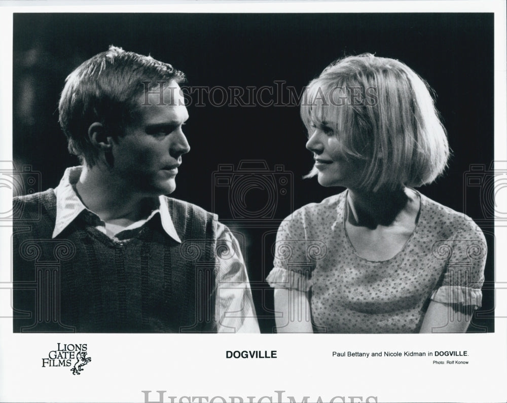Press Photo Paul Bettany and Nicole Kidman in &quot;Dogville&quot; - Historic Images