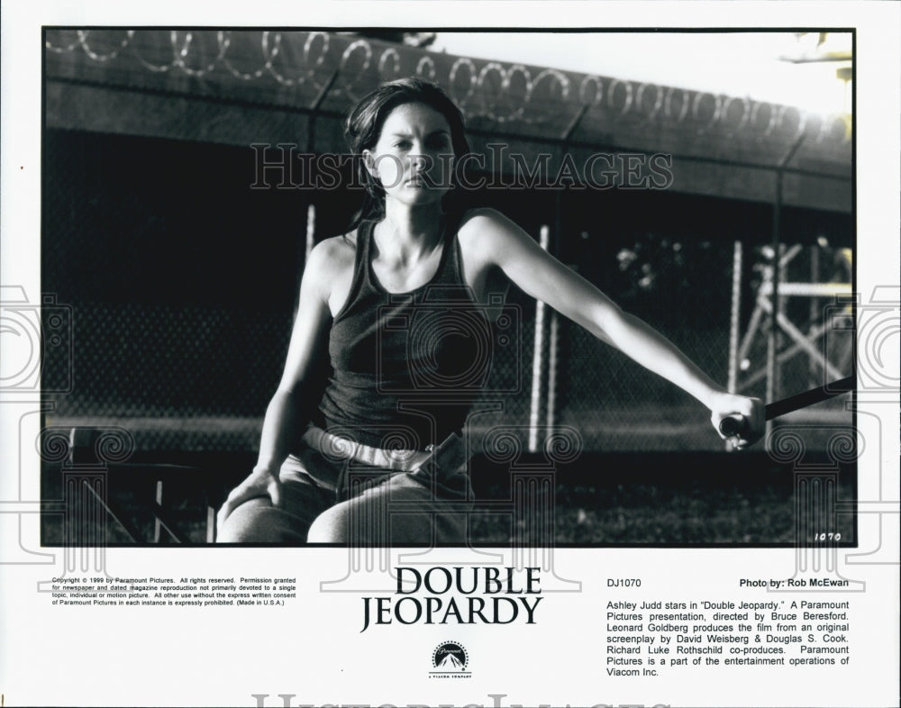 1999 Press Photo Actress Ashley Judd Stars In Thriller Film "Double Jeopardy " - Historic Images