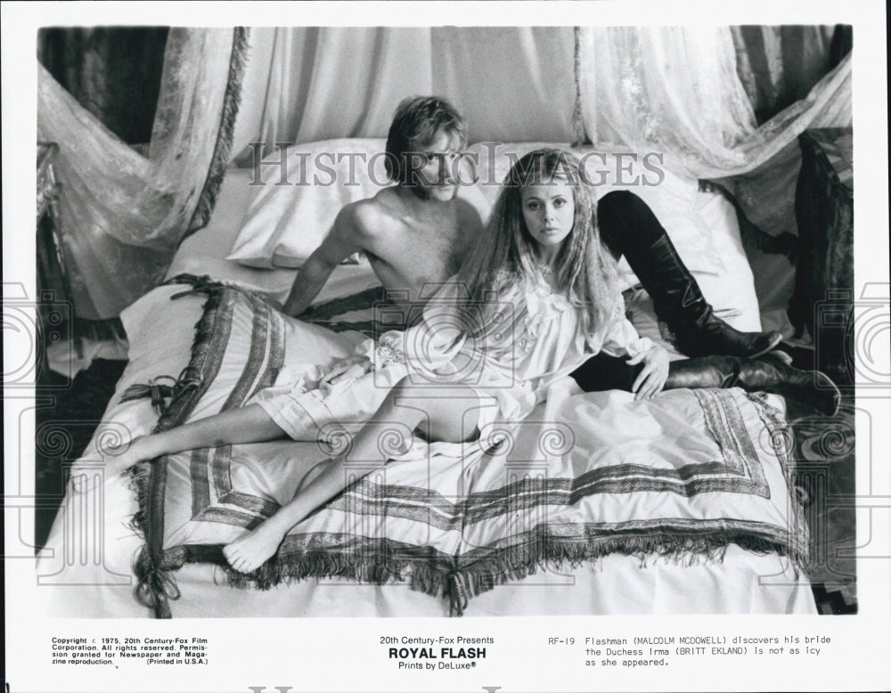 1975 Press Photo "Royal Flash" Malcolm McDowell & Britt Ekland - Historic Images