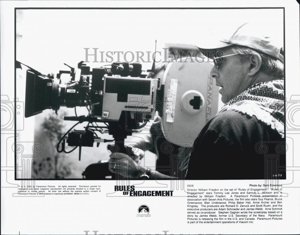 2000 Press Photo "Rules of Engagement"  Director William Friedkin on set - Historic Images