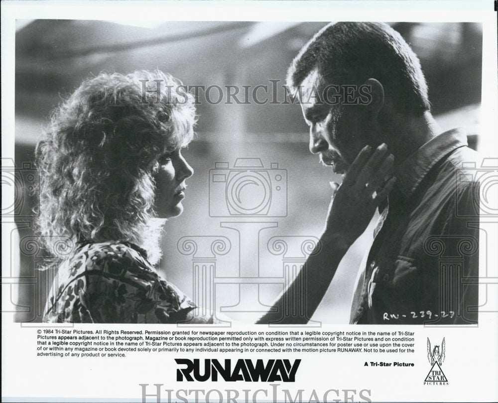 1984 Press Photo &quot;Runaway&quot; starring Tom Selleck &amp; Cynthia Rhodes - Historic Images