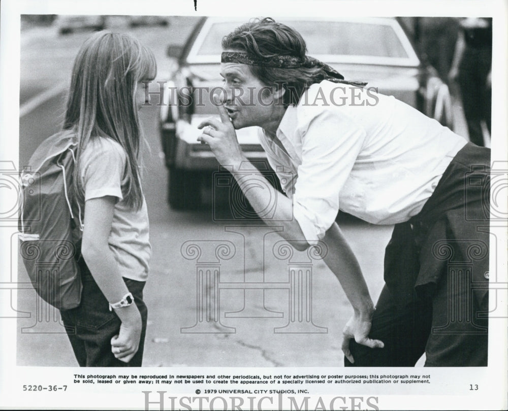 1979 Press Photo  &quot;Running&quot; Michael Douglas &amp; Jennifer McKinney - Historic Images