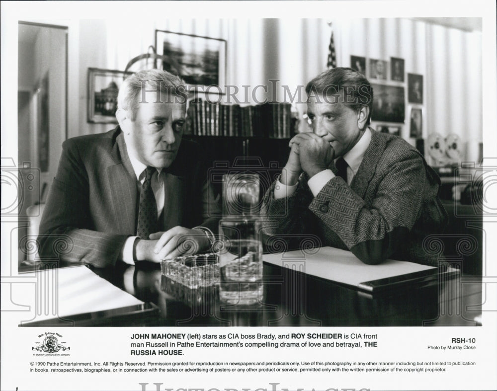 1990 Press Photo "The Russia House"  John Mahoney & Roy Scheider - Historic Images