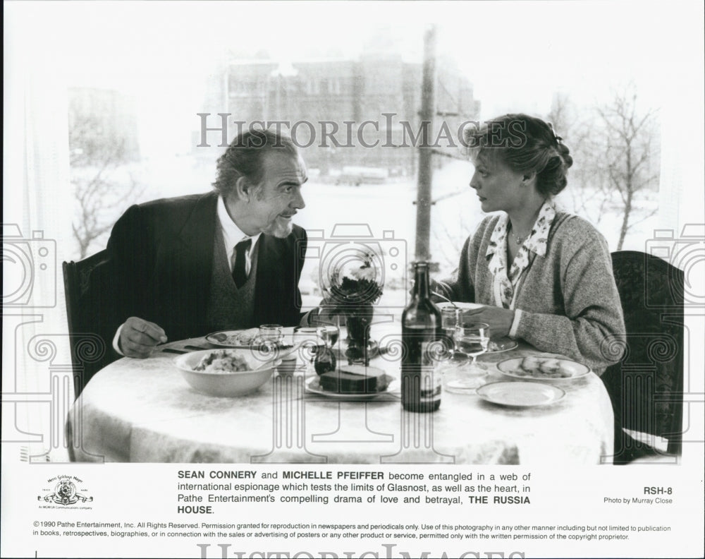 1990 Press Photo "The Russia House"  Sean Connery & Michelle Pfeiffer - Historic Images