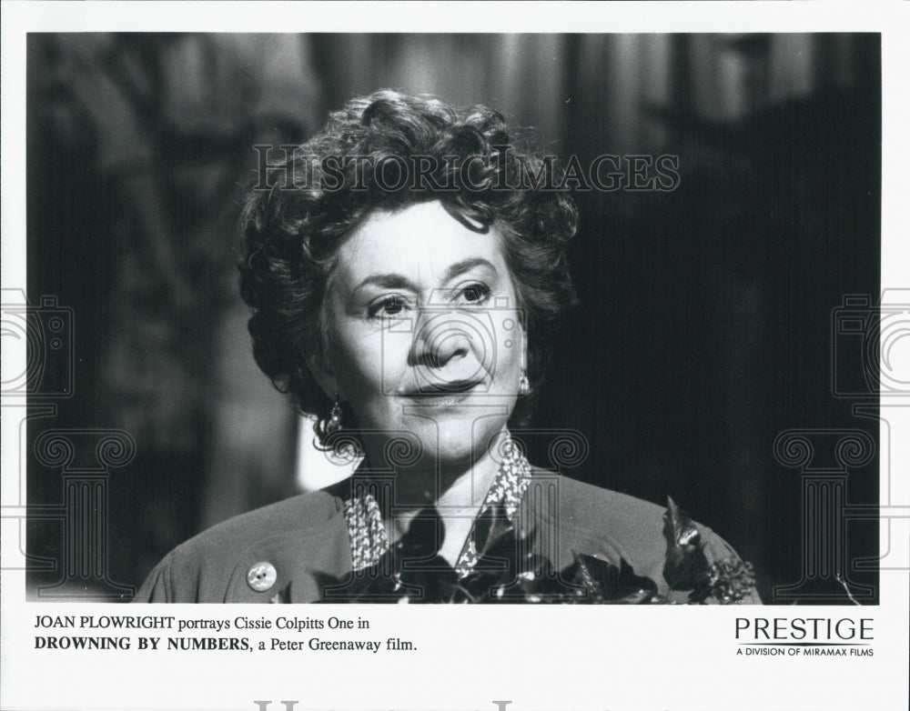 1988 Press Photo Joan Plowright Stars In Drowning By Numbers - Historic Images