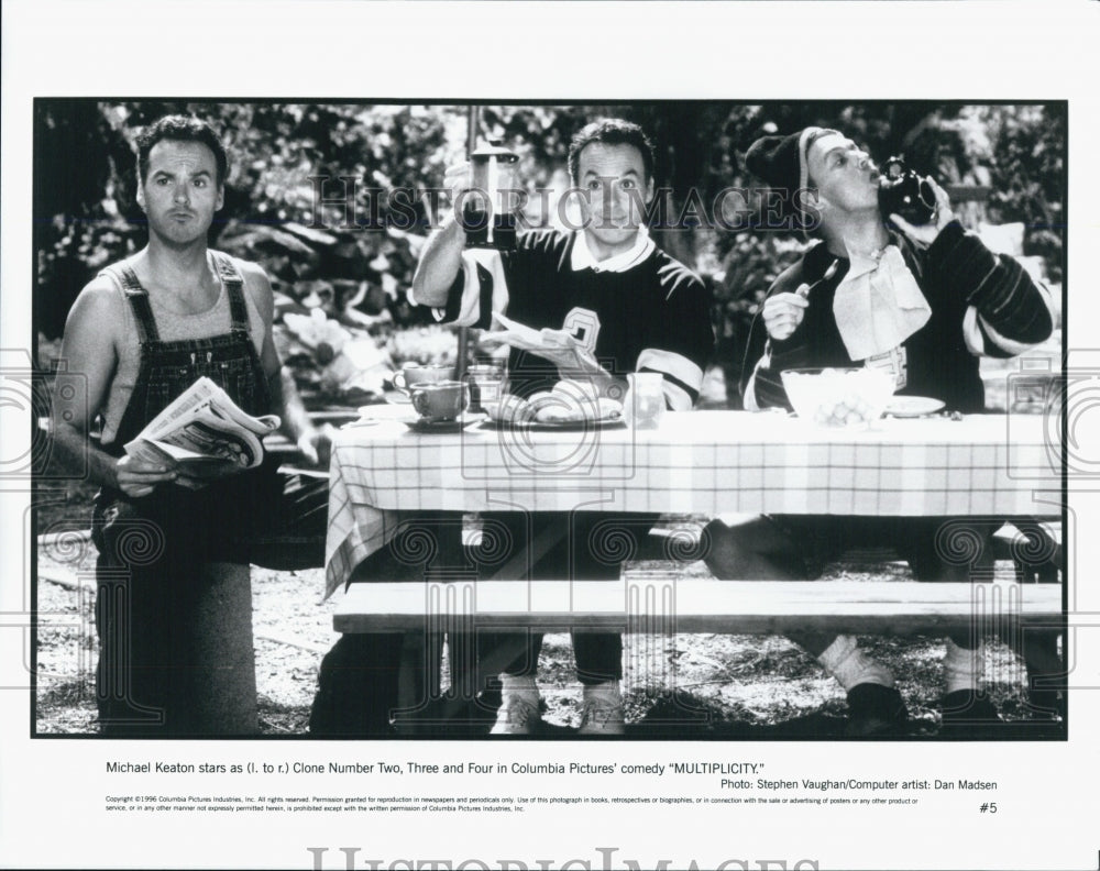 1996 Press Photo Michael Keaton in "Multiplicity" - Historic Images