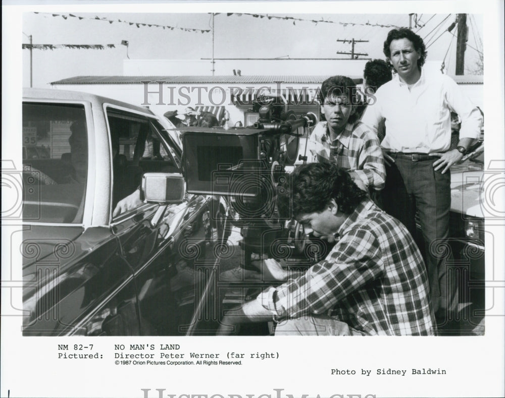 1987 Press Photo Peter Werner Director of &quot;No Man&#39;s Land&quot; - Historic Images