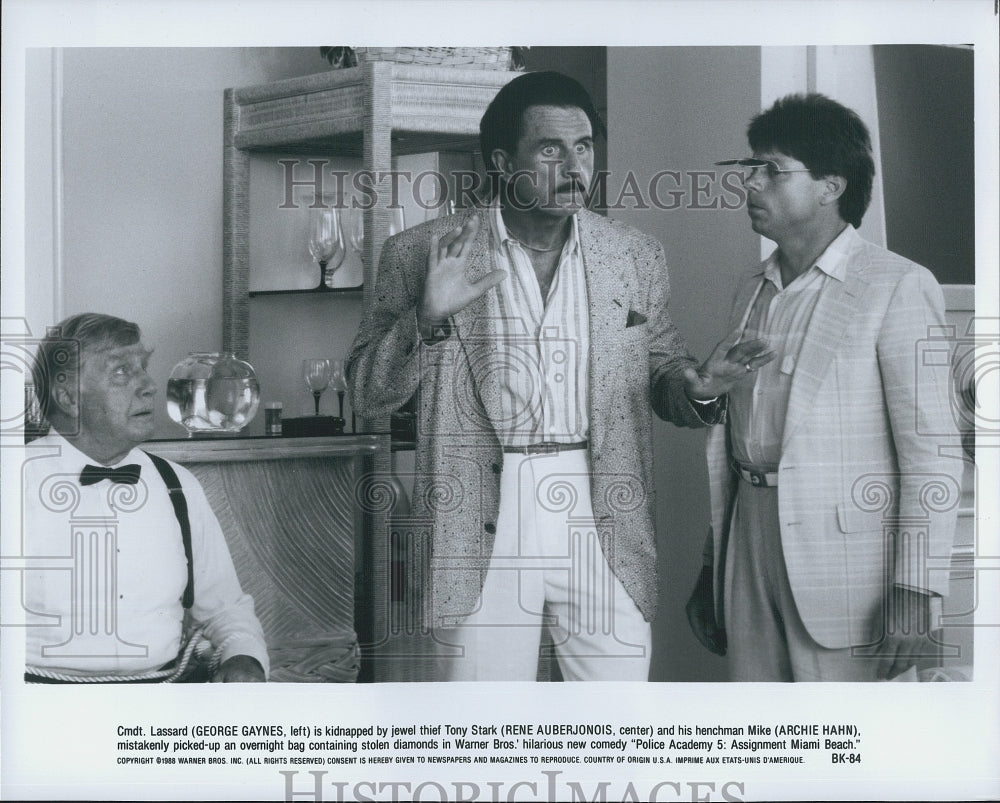 1988 Press Photo George Gaynes, Rene Auberjonois, A. Hahn "Police Academy 5" - Historic Images