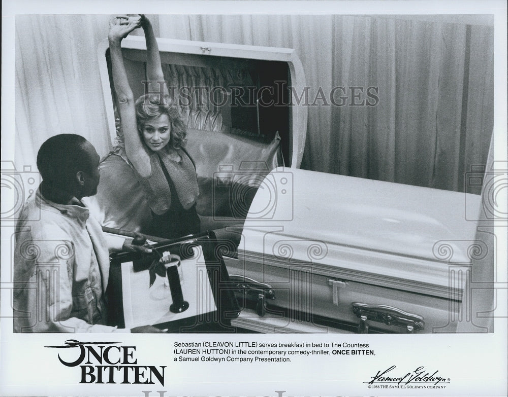 1985 Press Photo Cleavon Little & Lauren Hutton Star In Once Bitten - Historic Images