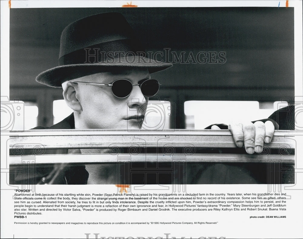 1995 Press Photo Sean Patrick Flanery &quot;Powder&quot; - Historic Images