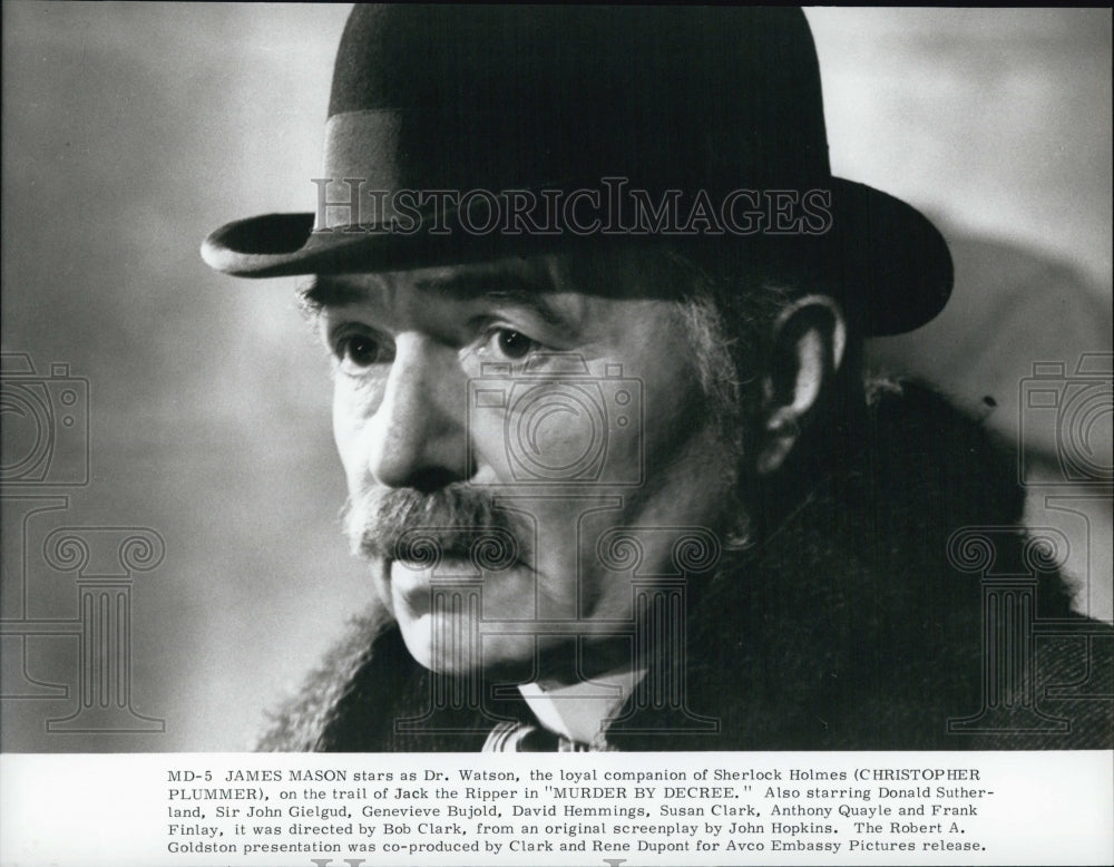 Press Photo James Mason In Movie "Murder By Decree" - Historic Images