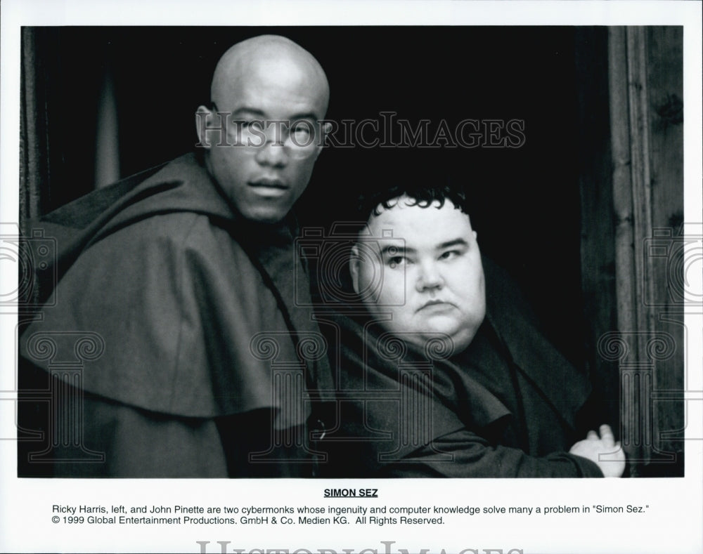 1999 Press Photo Ricky Harris, John Pinette &quot;Simon Sez&quot; - DFPG87691 - Historic Images