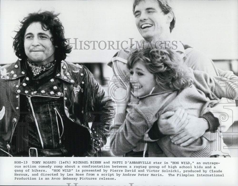 1980 Press Photo Michael Biehn, Patti D&#39;Arbanville, Tony Rosato &quot;Hog Wild&quot; - Historic Images