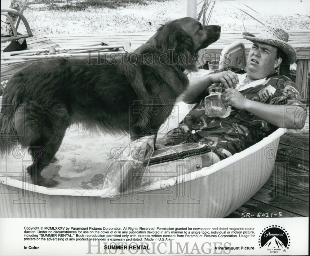 1985 Press Photo John Candy, Archie &quot;Summer Rental&quot; - Historic Images