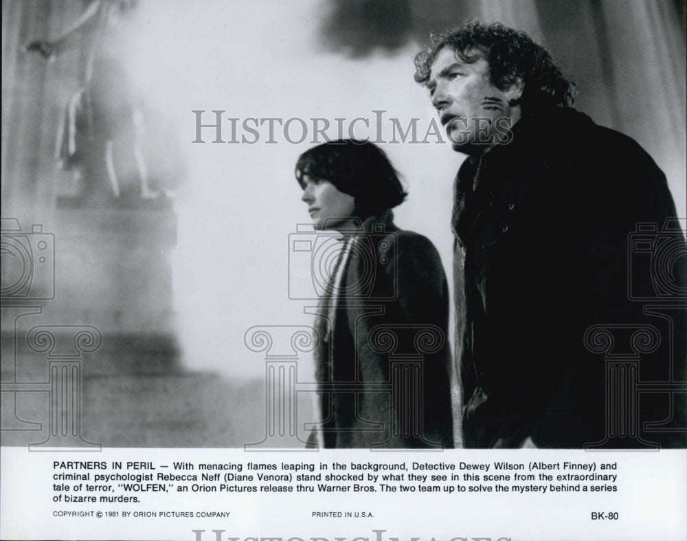 1981 Press Photo Albert Finney &amp; Diane Venora Star In Wolfen - DFPG88189 - Historic Images