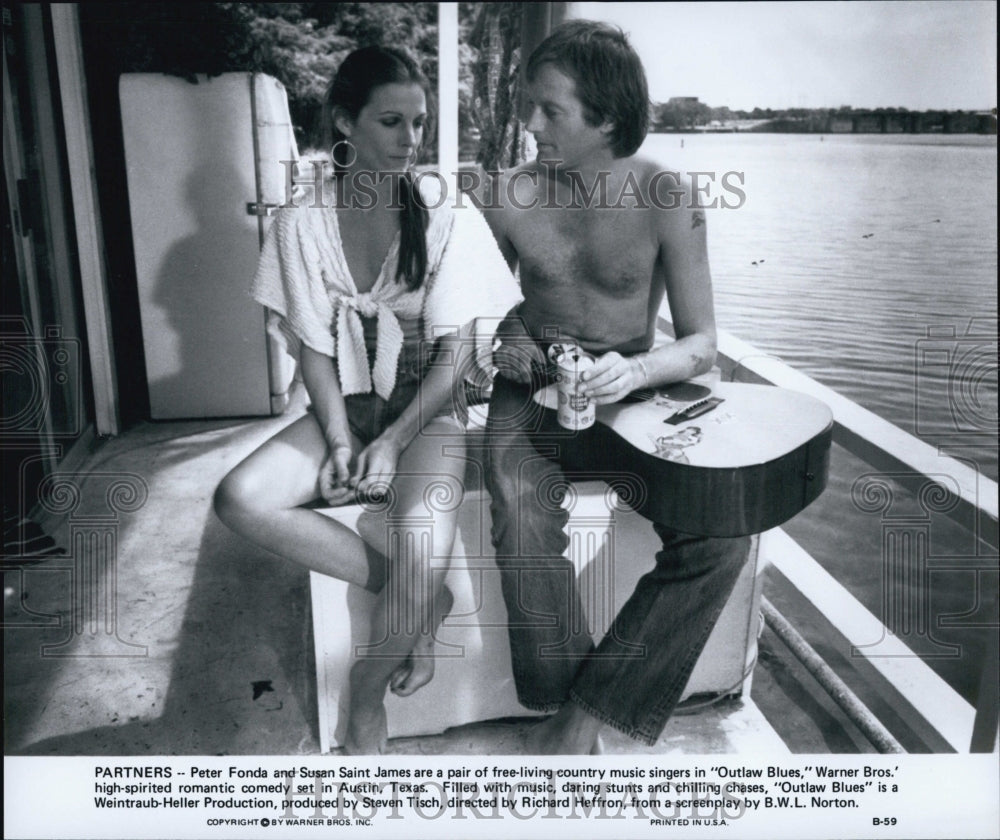 1977 Press Photo Actors Peter Fonda And Susan Saint James In "Outlaw Blues" - Historic Images