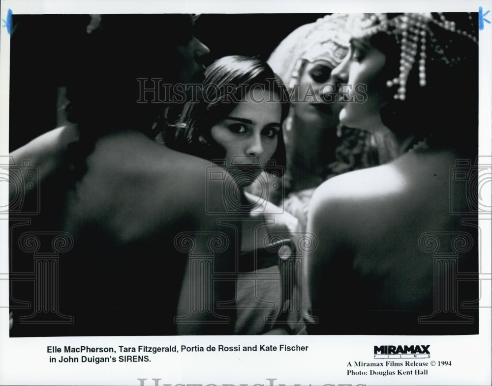 1994 Press Photo "Sirens" Elle MacPherson,Tara Fitzgerald,Portia de Rossi - Historic Images