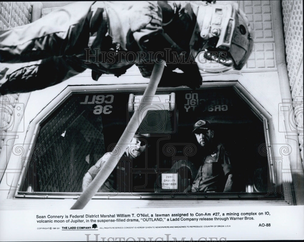 1981 Press Photo  "Outland" starring Sean Connery - Historic Images