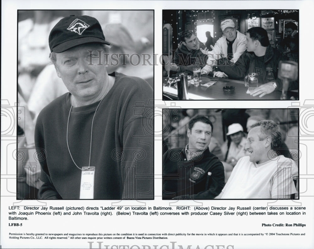 2004 Press Photo Jay Russell, John Travolta, Joaquin Phoenix &quot;Ladder 49&quot; - Historic Images