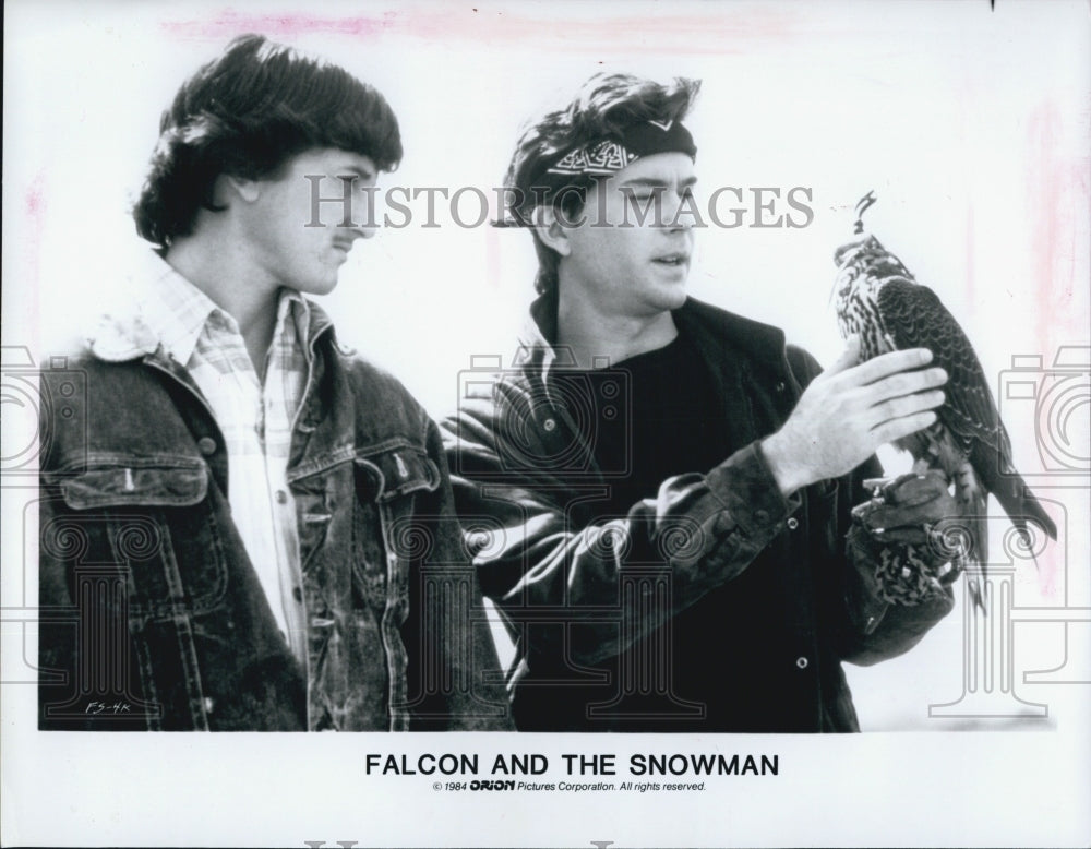 1984 Press Photo "Falcon and The Snowman" Sean Penn & Timothy  Hutton - Historic Images