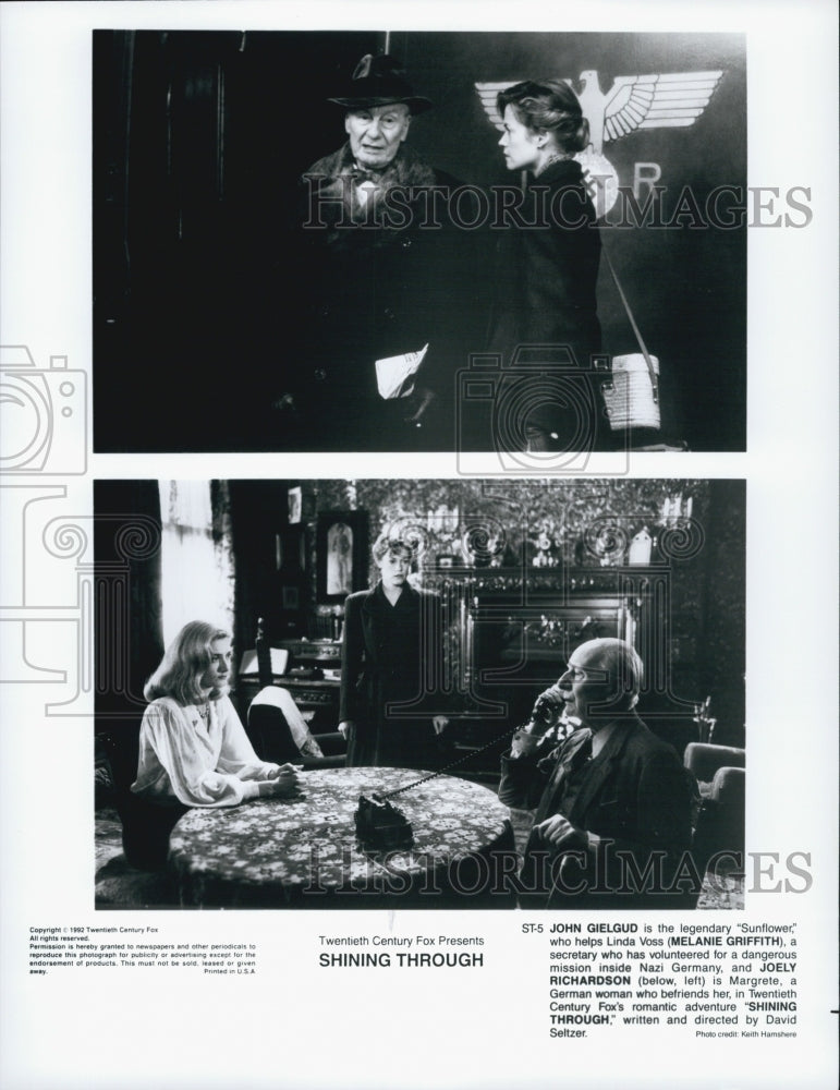 1992 Press Photo Actors John Gielud And Melanie Griffith In "Shining Through" - Historic Images