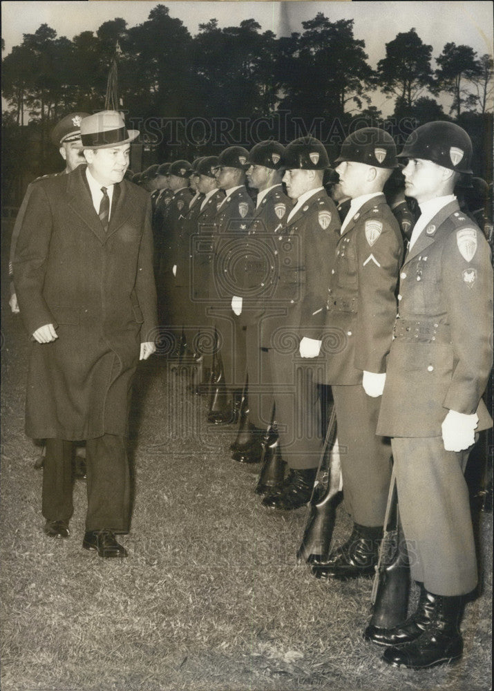 1961 New US-Army Minister in Berlin - Historic Images