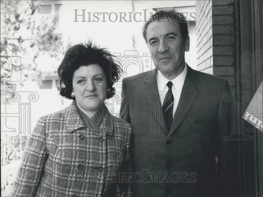 Press Photo Ex-monsignor Giovanni Musante Marries Giovanna Carlevaro - Historic Images