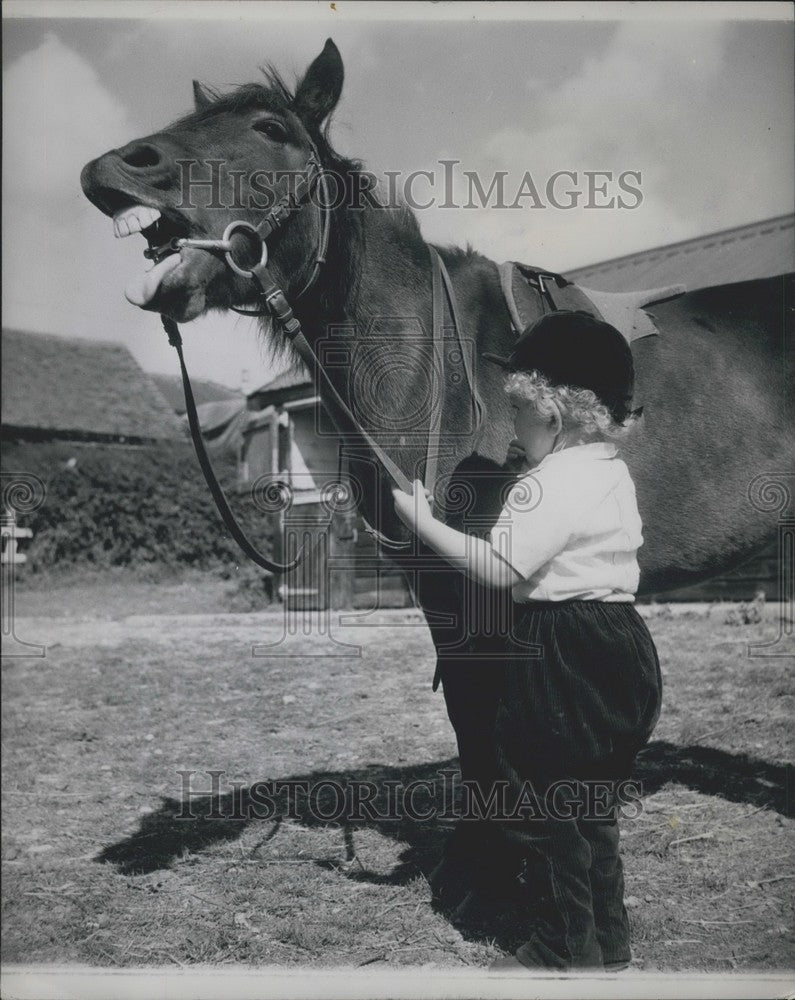  Martin Brierley & Pony "Dot" - Historic Images