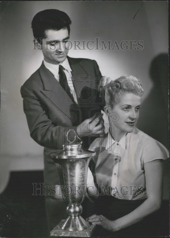 1953 Mr. Arnoux French Hairdresser Stylist Win International Contest - Historic Images