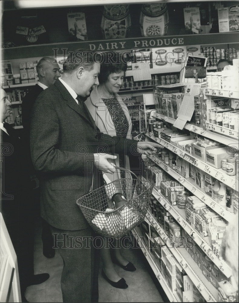 1967 Fortyfare Supermarket, Berkeley Square, London-Historic Images