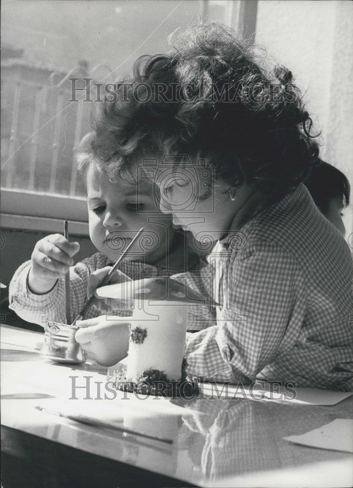 1968 Press Photo Kindergarten Children Of Village Of Kuklen, Bulgaria - Historic Images