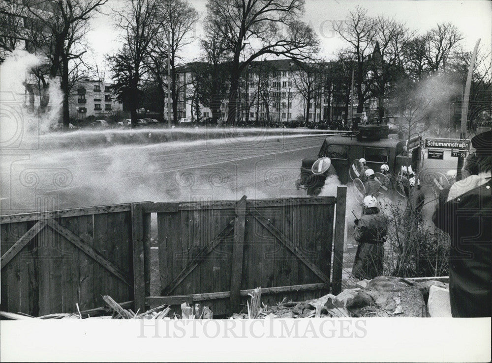 1974 Police Use Water Hose Against Rioters In Frankfurt/M - Historic Images