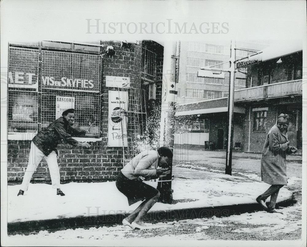 1962 South African Residents Playing In Snow First Time In 17 Years-Historic Images