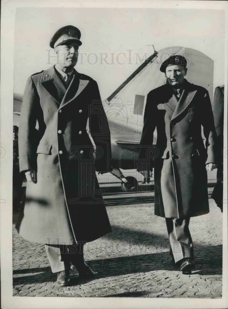 1953 Press Photo Field Marshal Viscount Montgomery Arriving Rome Visit-Historic Images