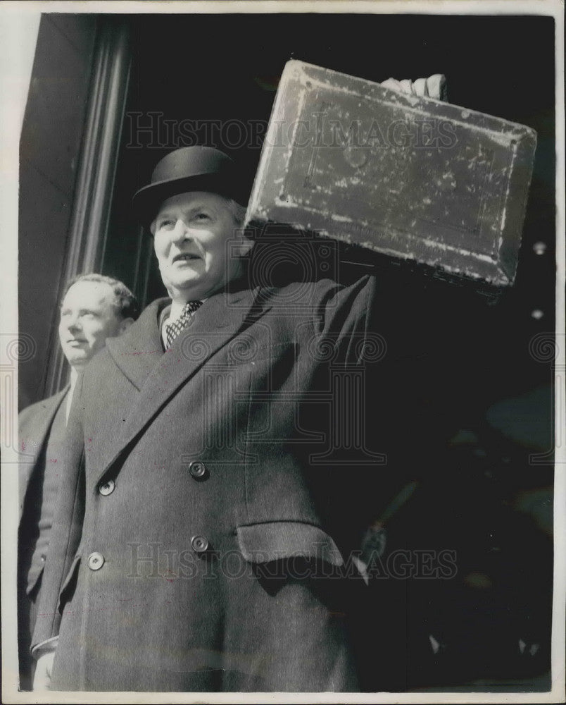 1962 Press Photo Lt. Gen. Sir Robert Manserch K.B.E At the War Office-Historic Images