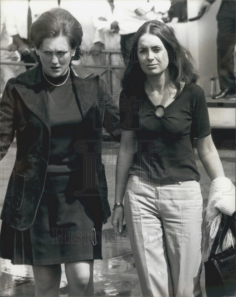 1975 Mrs. Sheilla Buckley appeared at Bow Street Magistrate Court - Historic Images