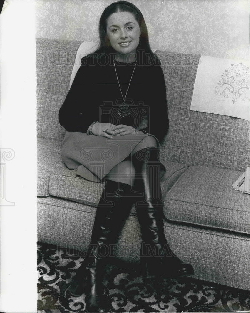 1974 Mrs. Sheila Buckley, Mr. John Stonehouse&#39;s Private Secretary - Historic Images