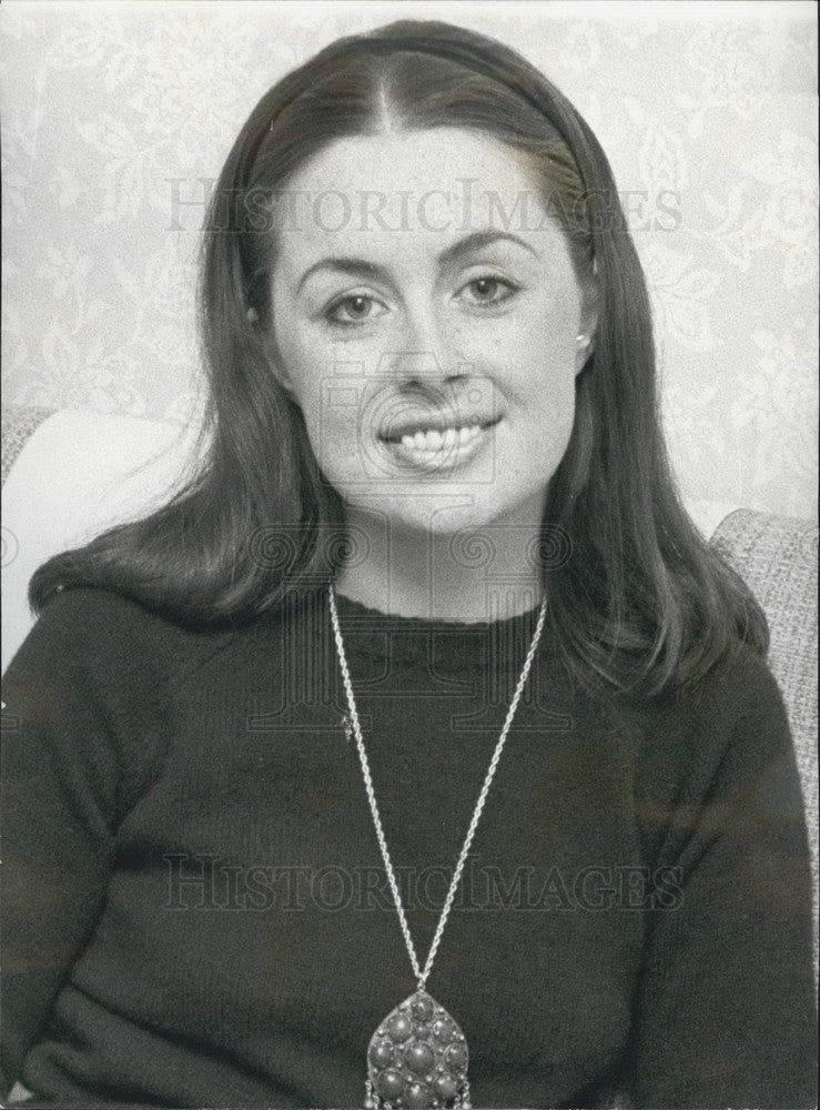 1975, Sheila Buckley, Secretary to Mr. John Stonehouse - KSB00631 - Historic Images