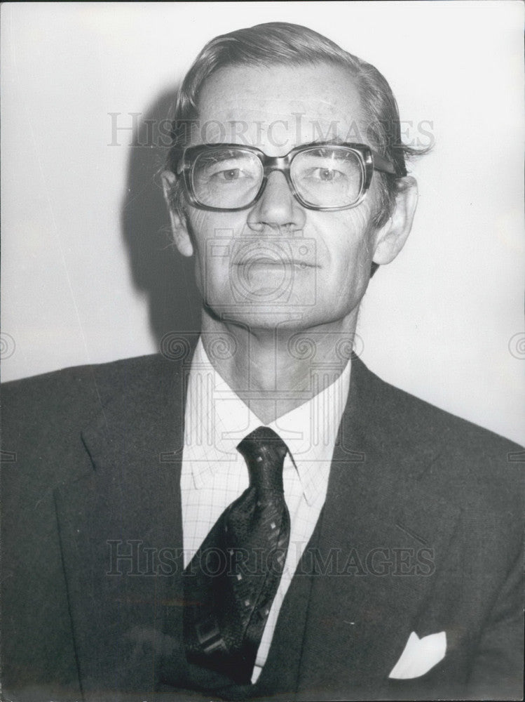 1979, Mr D.M. Summerhayes - KSB00709 - Historic Images