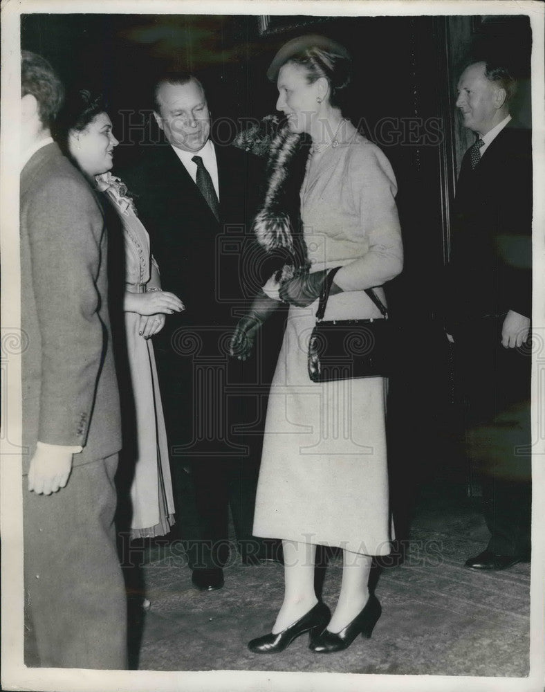 1954 Press Photo Dr.Edith Summerskill & Russian Ambassador - Historic Images