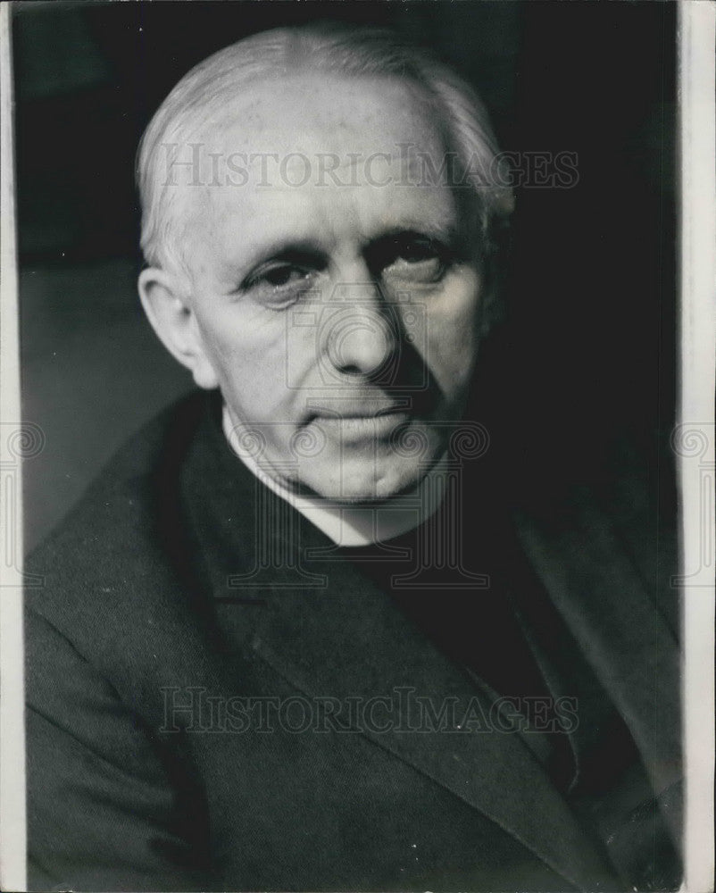 1967 Press Photo St.Paul's gets Dean the venerable Martin Gloster Sullivan-Historic Images