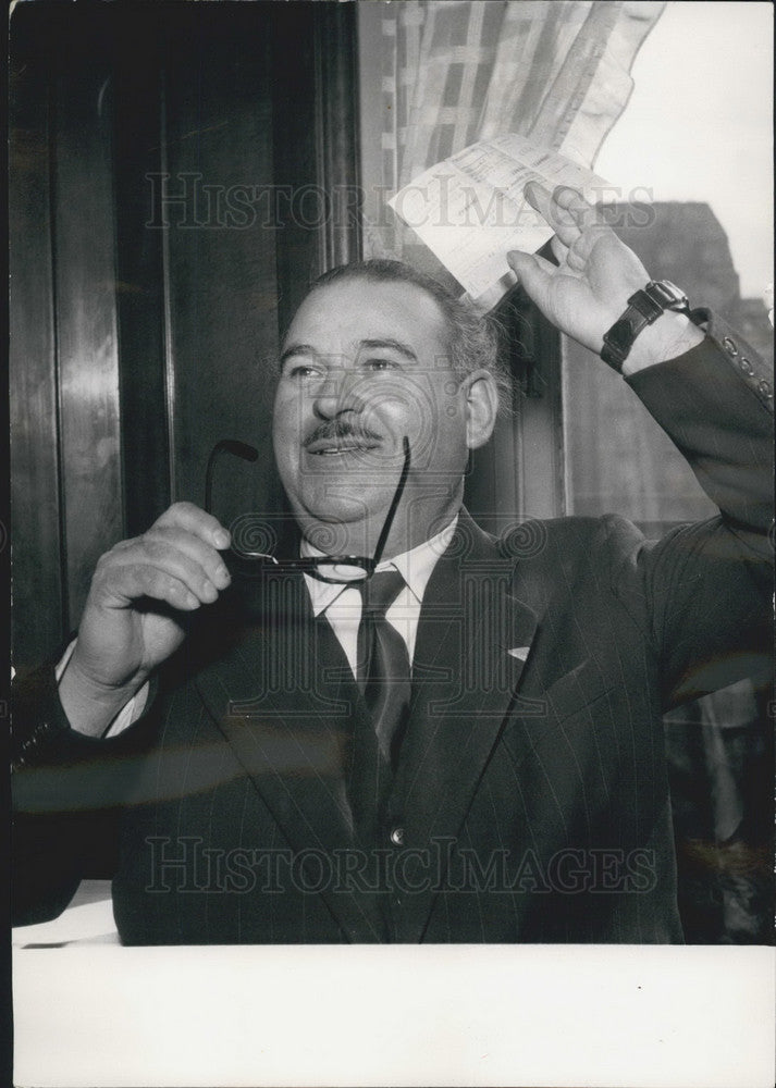 Press Photo Author Andre Suarnet Wins the Grand Prix For Novel - Historic Images