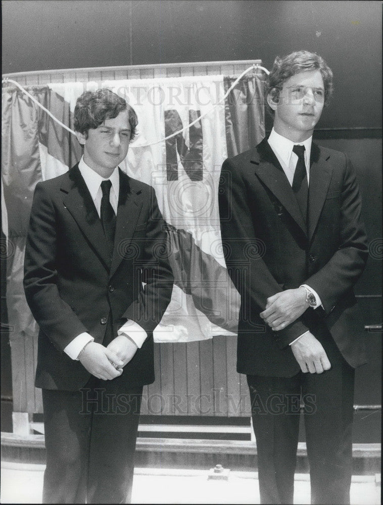 Press Photo Two boys in suit - Historic Images