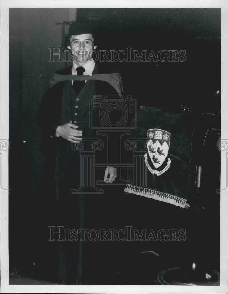 Press Photo Dr. Louis Tekaronhiake Montour In Cap And Gown - Historic Images