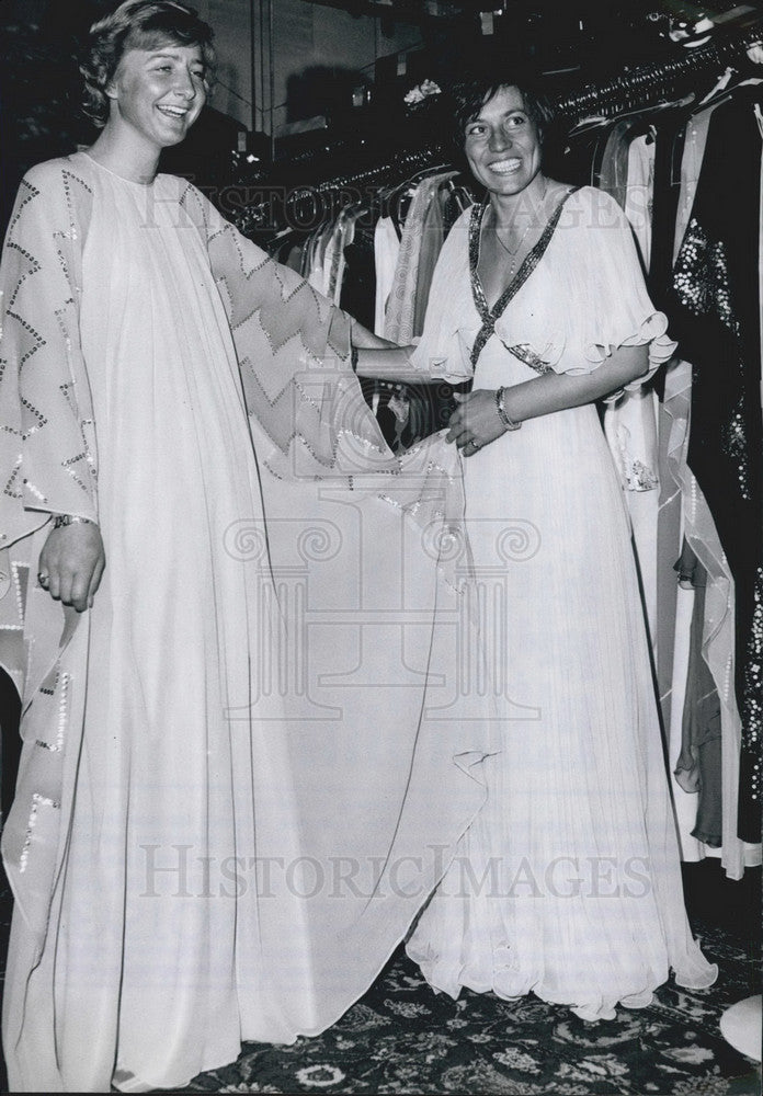  Rosi Mittermaier/Olympic SkiierTraudi Treichel - Historic Images